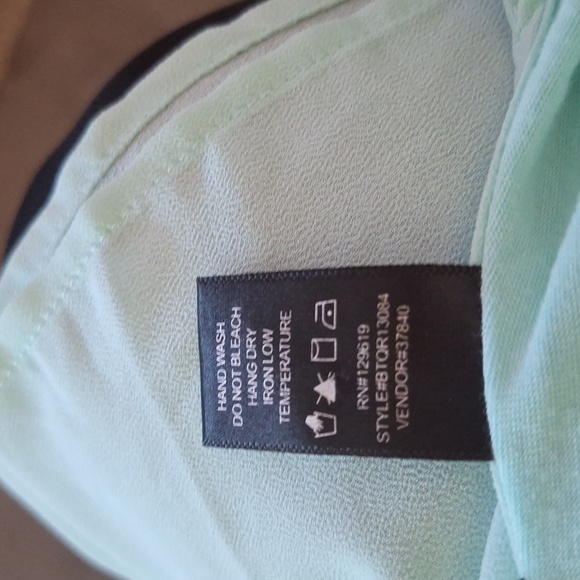 BKE Sea Green Sheer Embellished  Top Size Sm - Picture 10 of 10